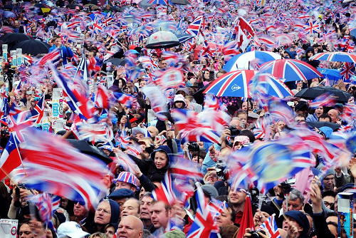 British Crowd at Buckingham Palace
