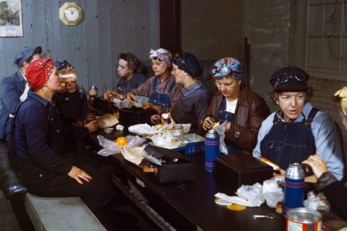 Roundhouse Wipers Having Lunch