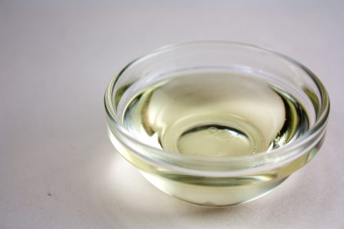 Canola Oil, photograph by Veganbaking.net